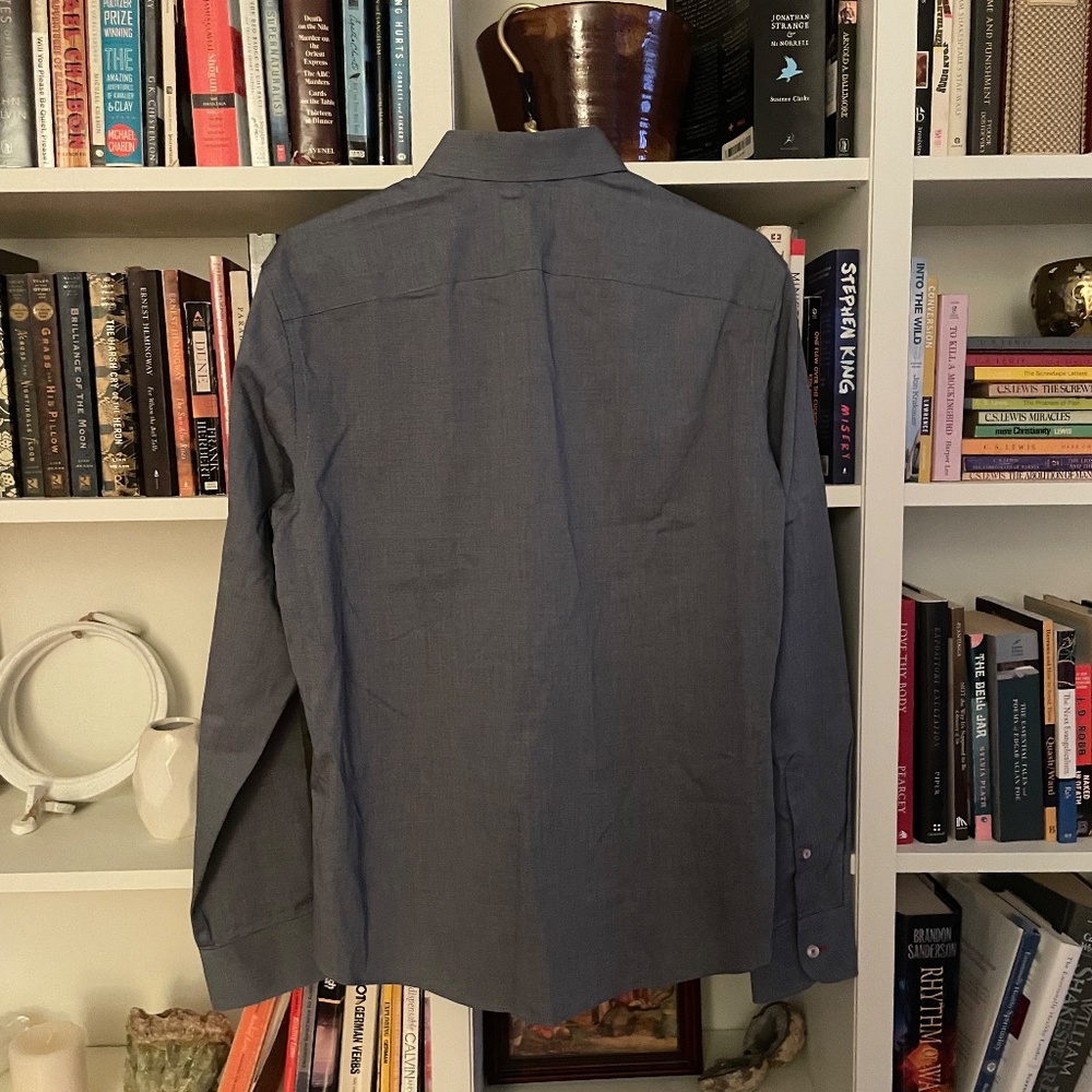 Untuckit Button Up - image 2